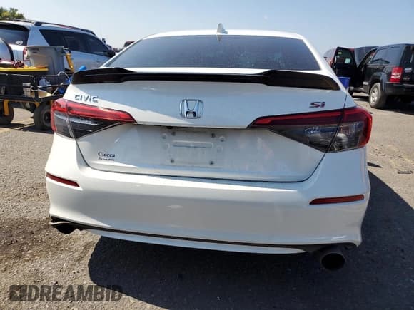 ✅ 2022 Honda Civic Si • VIN: 2HGFE1E56NH477526 • Lot: 82015495. Wystawiony na Copart z przebiegiem Nie podano. Bezpłatny archiwum sprzedaży aukcyjnych z USA i szczegółowy raport historii pojazdu na DreamBid. Zdjęcie 6.