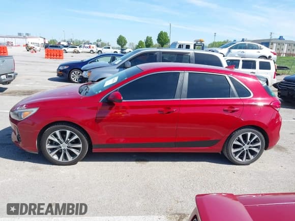 ✅ 2019 Hyundai Elantra • VIN: KMHH35LE7KU094657 • Lot: 42083354. Listed on IAAI with 97,171 mi. Free auction sales archive from the USA and detailed vehicle history report at DreamBid. Image 14.