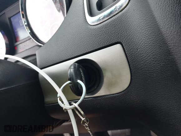 ✅ 2016 Dodge Grand Caravan R/T • VIN: 2C4RDGEG5GR310395 • Лот: 43056800. Опубликован ранее на IAAI с пробегом 153 384 миль. Бесплатный доступ к архиву аукционных продаж из США и подробный отчёт об истории автомобиля на DreamBid. Изображение 11.