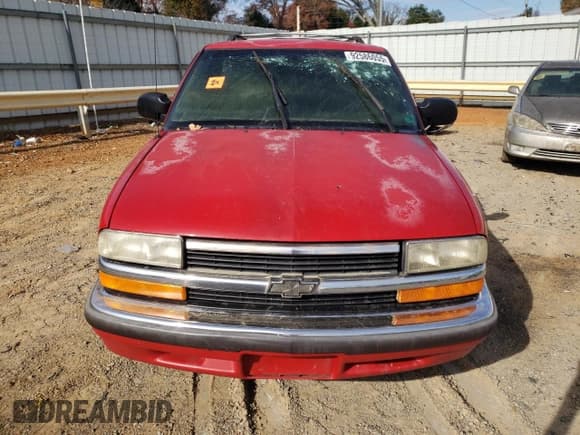 ✅ 1999 Chevrolet Blazer LS • VIN: 1GNCS18W2XK216654 • Lot: 92586055. Listed on Copart with Not provided. Free auction sales archive from the USA and detailed vehicle history report at DreamBid. Image 5.