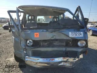 ✅ 1984 Volkswagen Vanagon • VIN: WV2YB0253EH134372 • Lot: 73752124. Wystawiony na Copart z przebiegiem 307 421 mil. Bezpłatny archiwum sprzedaży aukcyjnych z USA i szczegółowy raport historii pojazdu na DreamBid. Zdjęcie 5.