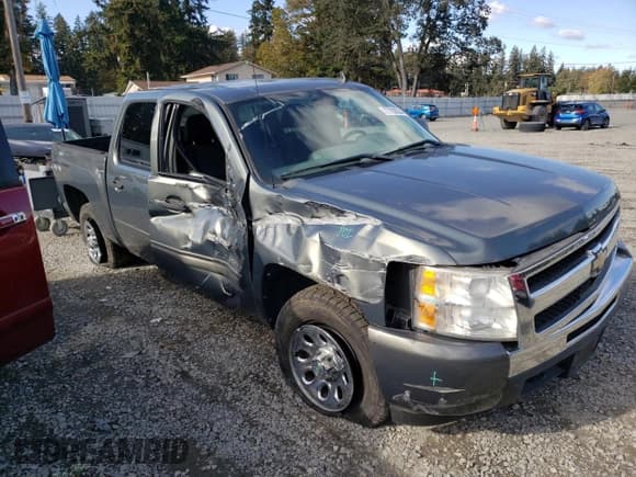 ✅ 2011 Chevrolet Silverado 1500 LS • VIN: 3GCPKREA4BG133194 • Лот: 77702024. Опубликован ранее на Copart с пробегом 33 761 миль. Бесплатный доступ к архиву аукционных продаж из США и подробный отчёт об истории автомобиля на DreamBid. Изображение 4.