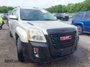 ✅ 2013 GMC Terrain SLE • VIN: 2GKFLTEK9D6196499 • Lot: 42667643. Wystawiony na IAAI z przebiegiem 231 359 mil. Bezpłatny archiwum sprzedaży aukcyjnych z USA i szczegółowy raport historii pojazdu na DreamBid. Zdjęcie 6.