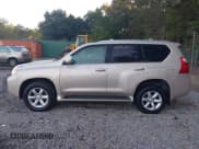 ✅ 2011 Lexus GX 460 • VIN: JTJBM7FX6B5031623 • Lot: 43296109. Listed on IAAI with 212,918 mi. Free auction sales archive from the USA and detailed vehicle history report at DreamBid. Image 14.