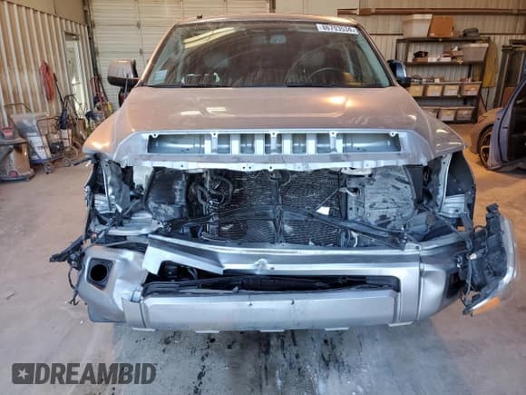 ✅ 2015 Toyota Tundra Platinum • VIN: 5TFGY5F11FX188886 • Лот: 86793534. Опубликован ранее на Copart с пробегом 107 043 миль. Бесплатный доступ к архиву аукционных продаж из США и подробный отчёт об истории автомобиля на DreamBid. Изображение 5.