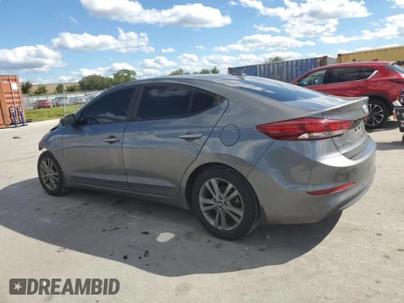 ✅ 2018 Hyundai Elantra Limited • VIN: 5NPD84LF0JH373979 • Lot: 85886165. Listed on Copart with 171,478 mi. Free auction sales archive from the USA and detailed vehicle history report at DreamBid. Image 2.