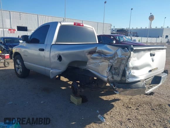 ✅ 2008 Dodge 1500 ST • VIN: 1D7HA16K58J181803 • Лот: 43375399. Опубликован ранее на IAAI с пробегом 249 895 миль. Бесплатный доступ к архиву аукционных продаж из США и подробный отчёт об истории автомобиля на DreamBid. Изображение 3.