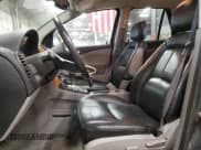 ✅ 2006 Saturn VUE • VIN: 5GZCZ63476S881294 • Lot: 48915745. Wystawiony na Copart z przebiegiem 143 209 mil. Bezpłatny archiwum sprzedaży aukcyjnych z USA i szczegółowy raport historii pojazdu na DreamBid. Zdjęcie 7.