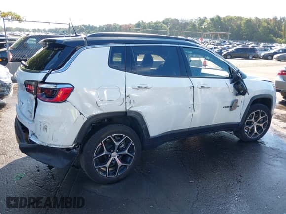 ✅ 2024 Jeep Compass Limited • VIN: 3C4NJDCN8RT105483 • Лот: 43197474. Опубликован ранее на IAAI с пробегом 34 141 миль. Бесплатный доступ к архиву аукционных продаж из США и подробный отчёт об истории автомобиля на DreamBid. Изображение 4.