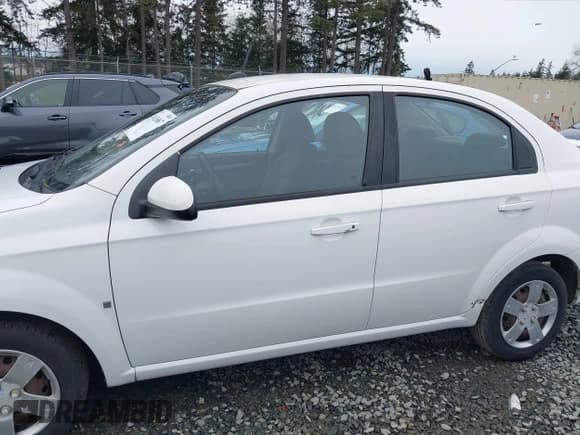 ✅ 2009 Chevrolet Aveo 1LT • VIN: KL1TD56E79B651913 • Lot: 41626867. Wystawiony na IAAI z przebiegiem 55 464 mil. Bezpłatny archiwum sprzedaży aukcyjnych z USA i szczegółowy raport historii pojazdu na DreamBid. Zdjęcie 14.