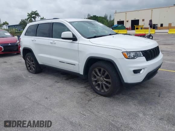 2020 Jeep Grand Cherokee Altitude z VIN 1C4RJEAG9LC246044, wystawiony jako IAAI lot #42616860 z przebiegiem 98 541 mil mil oraz . Historia ofert i sprzedaży dostępna na DreamBid. Obrazek 1.