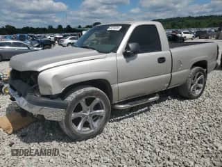 2006 Chevrolet Silverado 1500 Work Truck z VIN 3GCEK14V06G190270, wystawiony jako Copart lot #69216335 z przebiegiem 110 347 mil mil oraz Szkoda całkowita • Salvage title. Historia ofert i sprzedaży dostępna na DreamBid. Obrazek 1.