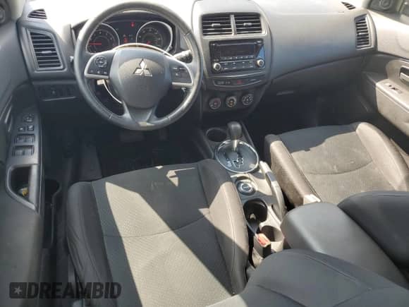 2015 Mitsubishi Outlander ES с VIN 4A4AR3AU0FE040872, выставлен на аукционе Copart как лот 69992485 с пробегом 117 674 миль миль и Списание • Salvage title. История ставок и продаж доступна на DreamBid. Изображение 8.