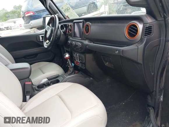 ✅ 2021 Jeep Gladiator Mojave • VIN: 1C6JJTEG8ML528311 • Lot: 42682936. Wystawiony na IAAI z przebiegiem 35 541 mil. Bezpłatny archiwum sprzedaży aukcyjnych z USA i szczegółowy raport historii pojazdu na DreamBid. Zdjęcie 5.