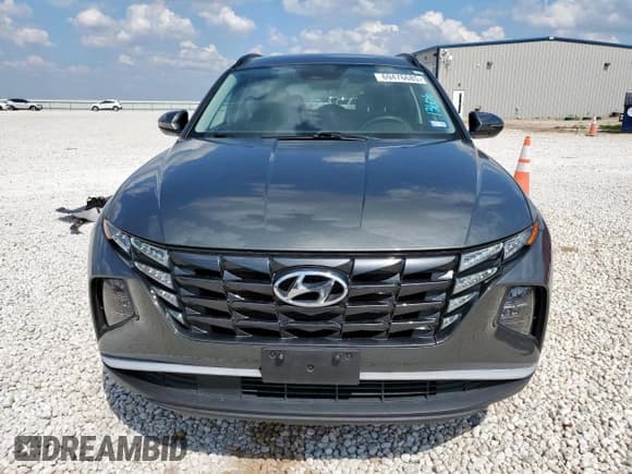 ✅ 2022 Hyundai Tucson SEL • VIN: 5NMJB3AE8NH131128 • Lot: 69476685. Wystawiony na Copart z przebiegiem 61 252 mil. Bezpłatny archiwum sprzedaży aukcyjnych z USA i szczegółowy raport historii pojazdu na DreamBid. Zdjęcie 5.