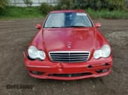 ✅ 2007 Mercedes-Benz C 230 Sport • VIN: WDBRF52H97F919877 • Lot: 81454195. Wystawiony na Copart z przebiegiem 96 472 mil. Bezpłatny archiwum sprzedaży aukcyjnych z USA i szczegółowy raport historii pojazdu na DreamBid. Zdjęcie 5.