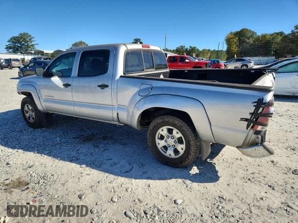 ✅ 2010 Toyota Tacoma • VIN: 5TEMU4FN4AZ724064 • Lot: 87055175. Listed on Copart with 263,371 mi. Free auction sales archive from the USA and detailed vehicle history report at DreamBid. Image 2.