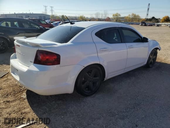 ✅ 2013 Dodge Avenger SXT • VIN: 1C3CDZCBXDN740199 • Лот: 91675745. Опубликован ранее на Copart с пробегом 154 783 миль. Бесплатный доступ к архиву аукционных продаж из США и подробный отчёт об истории автомобиля на DreamBid. Изображение 3.