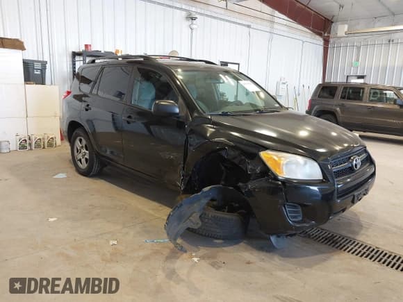 ✅ 2010 Toyota RAV4 • VIN: 2T3BF4DV6AW039192 • Lot: 43373786. Wystawiony na IAAI z przebiegiem 142 895 mil. Bezpłatny archiwum sprzedaży aukcyjnych z USA i szczegółowy raport historii pojazdu na DreamBid. Zdjęcie 1.