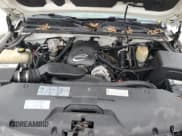 ✅ 2001 Chevrolet Silverado 2500HD LS • VIN: 1GCHK23U81F213333 • Lot: 43536335. Wystawiony na Copart z przebiegiem 245 017 mil. Bezpłatny archiwum sprzedaży aukcyjnych z USA i szczegółowy raport historii pojazdu na DreamBid. Zdjęcie 11.