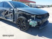 ✅ 2022 Mazda 3 2.5 Turbo • VIN: 3MZBPBAY8NM308426 • Lot: 41808563. Wystawiony na IAAI z przebiegiem 44 693 mil. Bezpłatny archiwum sprzedaży aukcyjnych z USA i szczegółowy raport historii pojazdu na DreamBid. Zdjęcie 6.