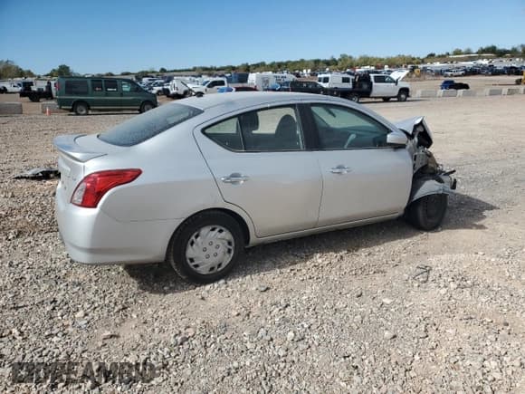✅ 2017 Nissan Versa SV • VIN: 3N1CN7AP5HK451161 • Lot: 85396015. Listed on Copart with Not provided. Free auction sales archive from the USA and detailed vehicle history report at DreamBid. Image 3.