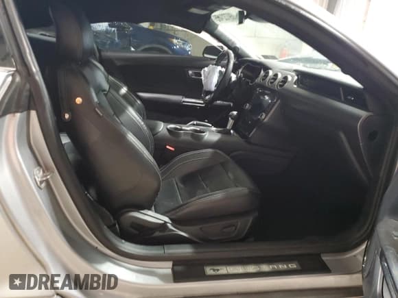 ✅ 2020 Ford Mustang GT Premium • VIN: 1FA6P8CF6L5129622 • Lot: 89732465. Listed on Copart with 43,654 mi. Free auction sales archive from the USA and detailed vehicle history report at DreamBid. Image 10.