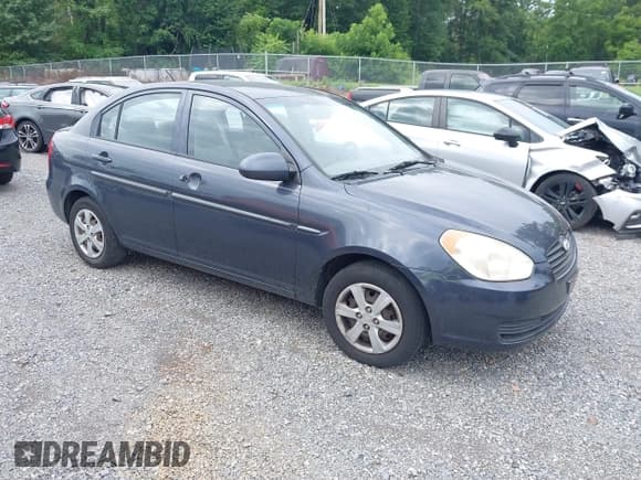 ✅ 2009 Hyundai Accent Auto GLS • VIN: KMHCN46C29U374442 • Лот: 42704979. Опубликован ранее на IAAI с пробегом 214 408 миль. Бесплатный доступ к архиву аукционных продаж из США и подробный отчёт об истории автомобиля на DreamBid. Изображение 1.