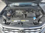 ✅ 2022 Volkswagen Atlas SEL R-Line • VIN: 1V2SE2CA0NC221239 • Lot: 60917025. Wystawiony na Copart z przebiegiem 72 574 mil. Bezpłatny archiwum sprzedaży aukcyjnych z USA i szczegółowy raport historii pojazdu na DreamBid. Zdjęcie 12.