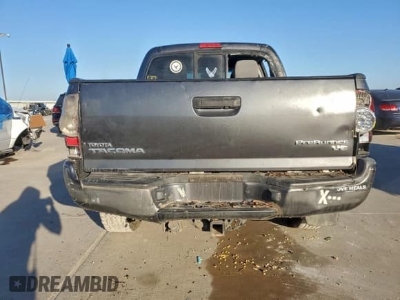 ✅ 2013 Toyota Tacoma PreRunner • VIN: 5TFJU4GN1DX041767 • Lot: 90954895. Wystawiony na Copart z przebiegiem 201 466 mil. Bezpłatny archiwum sprzedaży aukcyjnych z USA i szczegółowy raport historii pojazdu na DreamBid. Zdjęcie 6.