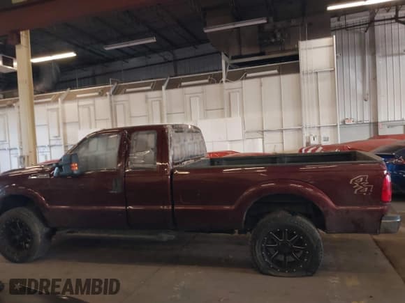 ✅ 2011 Ford F-250 XL • VIN: 1FT7X2B69BEB47253 • Лот: 41026445. Опубликован ранее на IAAI с пробегом 279 157 миль. Бесплатный доступ к архиву аукционных продаж из США и подробный отчёт об истории автомобиля на DreamBid. Изображение 14.