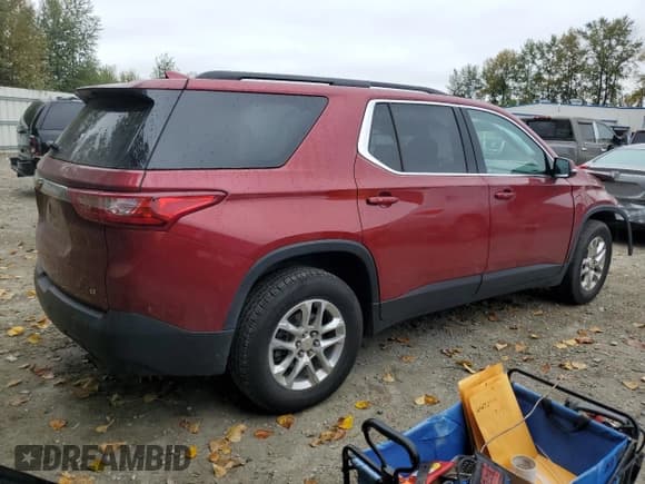 ✅ 2019 Chevrolet Traverse LT Cloth • VIN: 1GNEVGKW2KJ208757 • Lot: 70070294. Wystawiony na Copart z przebiegiem 114 359 mil. Bezpłatny archiwum sprzedaży aukcyjnych z USA i szczegółowy raport historii pojazdu na DreamBid. Zdjęcie 3.