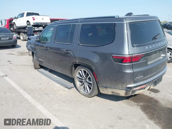 ✅ 2022 Jeep Wagoneer Series III • VIN: 1C4SJVDT3NS157136 • Лот: 43210142. Опубликован ранее на IAAI с пробегом Не указан. Бесплатный доступ к архиву аукционных продаж из США и подробный отчёт об истории автомобиля на DreamBid. Изображение 3.