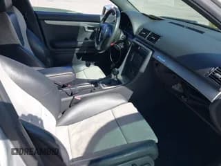 ✅ 2005 Audi S4 • VIN: WAUPL68E35A039107 • Lot: 41674700. Wystawiony na IAAI z przebiegiem 116 073 mil. Bezpłatny archiwum sprzedaży aukcyjnych z USA i szczegółowy raport historii pojazdu na DreamBid. Zdjęcie 5.