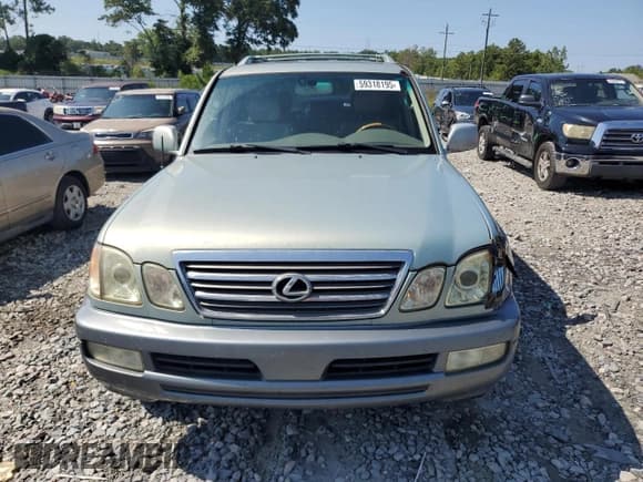 ✅ 2005 Lexus LX 470 • VIN: JTJHT00W853553013 • Lot: 59318195. Listed on Copart with 389,035 mi. Free auction sales archive from the USA and detailed vehicle history report at DreamBid. Image 5.