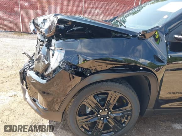 ✅ 2025 GMC Acadia FWD Elevation • VIN: 1GKENKRS2SJ276480 • Lot: 43079274. Wystawiony na IAAI z przebiegiem 1 923 mil. Bezpłatny archiwum sprzedaży aukcyjnych z USA i szczegółowy raport historii pojazdu na DreamBid. Zdjęcie 17.