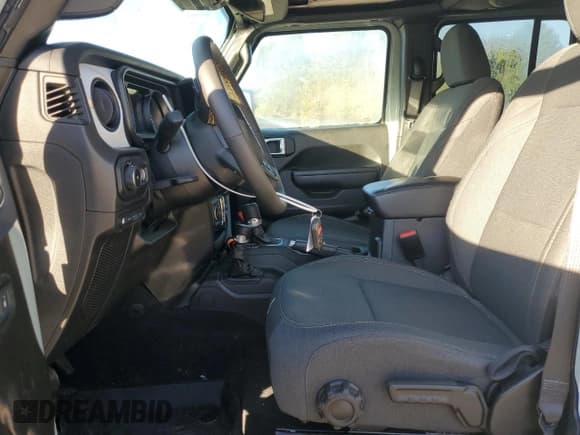 ✅ 2024 Jeep Wrangler Willys • VIN: 1C4RJXN67RW186169 • Lot: 84929725. Listed on Copart with 7,127 mi. Free auction sales archive from the USA and detailed vehicle history report at DreamBid. Image 7.