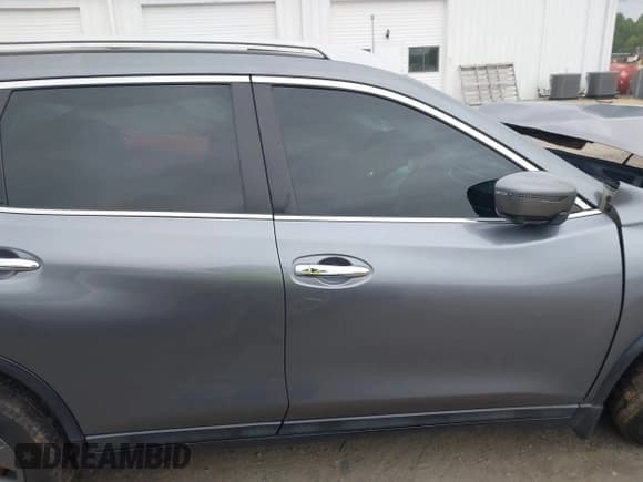 ✅ 2016 Nissan Rogue SL • VIN: 5N1AT2MV5GC834900 • Lot: 42619228. Wystawiony na IAAI z przebiegiem Nie podano. Bezpłatny archiwum sprzedaży aukcyjnych z USA i szczegółowy raport historii pojazdu na DreamBid. Zdjęcie 14.