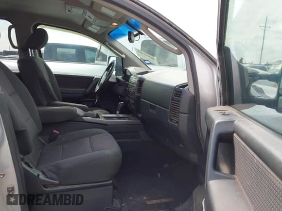 ✅ 2011 Nissan Titan • VIN: 1N6BA0FCXBN309162 • Lot: 42972161. Listed on IAAI with 336,992 mi. Free auction sales archive from the USA and detailed vehicle history report at DreamBid. Image 5.