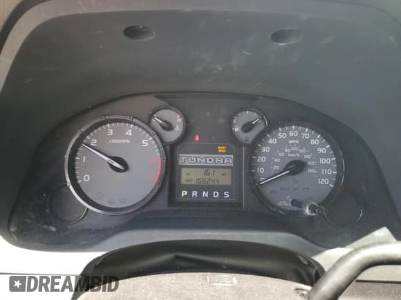 ✅ 2014 Toyota Tundra SR • VIN: 5TFRU5F13EX033226 • Lot: 55977835. Listed on Copart with 166,244 mi. Free auction sales archive from the USA and detailed vehicle history report at DreamBid. Image 9.