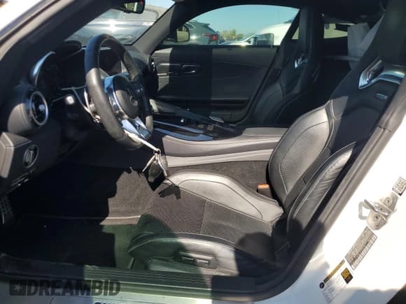 ✅ 2020 Mercedes-Benz AMG GT AMG GT • VIN: WDDYJ7HA8LA026341 • Lot: 83815755. Listed on Copart with 44,026 mi. Free auction sales archive from the USA and detailed vehicle history report at DreamBid. Image 7.