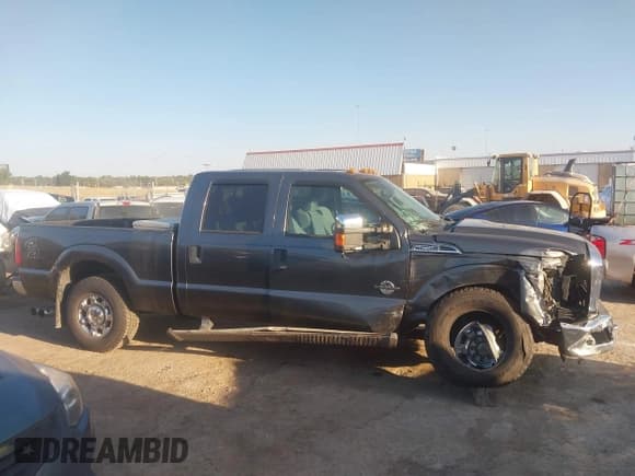 ✅ 2015 Ford F-250 Lariat • VIN: 1FT7W2BT6FED40510 • Lot: 43360638. Wystawiony na IAAI z przebiegiem 250 719 mil. Bezpłatny archiwum sprzedaży aukcyjnych z USA i szczegółowy raport historii pojazdu na DreamBid. Zdjęcie 14.