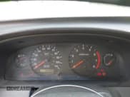 ✅ 2000 Nissan Frontier XE • VIN: 1N6DD26S0YC395959 • Lot: 42055294. Wystawiony na IAAI z przebiegiem 209 982 mil. Bezpłatny archiwum sprzedaży aukcyjnych z USA i szczegółowy raport historii pojazdu na DreamBid. Zdjęcie 7.