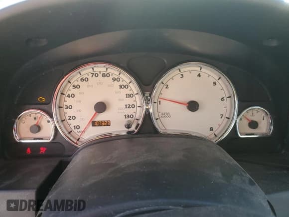 ✅ 2007 Saturn VUE V6 • VIN: 5GZCZ53437S803901 • Lot: 49426515. Wystawiony na Copart z przebiegiem 107 323 mil. Bezpłatny archiwum sprzedaży aukcyjnych z USA i szczegółowy raport historii pojazdu na DreamBid. Zdjęcie 9.