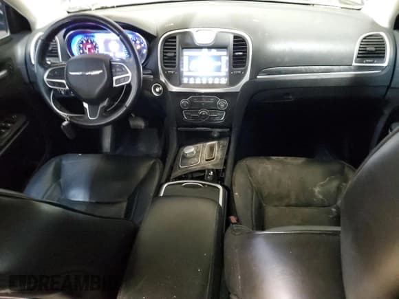 ✅ 2020 Chrysler 300 Limited • VIN: 2C3CCAKG8LH146140 • Lot: 41963305. Listed on Copart with 96,715 mi. Free auction sales archive from the USA and detailed vehicle history report at DreamBid. Image 8.