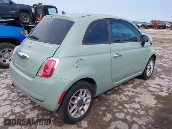 ✅ 2012 FIAT 500 Pop • VIN: 3C3CFFAR2CT200577 • Lot: 42340640. Wystawiony na IAAI z przebiegiem 145 889 mil. Bezpłatny archiwum sprzedaży aukcyjnych z USA i szczegółowy raport historii pojazdu na DreamBid. Zdjęcie 4.