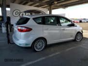 ✅ 2016 Ford C-Max SEL • VIN: 1FADP5CU3GL115103 • Lot: 56917235. Wystawiony na Copart z przebiegiem 28 128 mil. Bezpłatny archiwum sprzedaży aukcyjnych z USA i szczegółowy raport historii pojazdu na DreamBid. Zdjęcie 3.