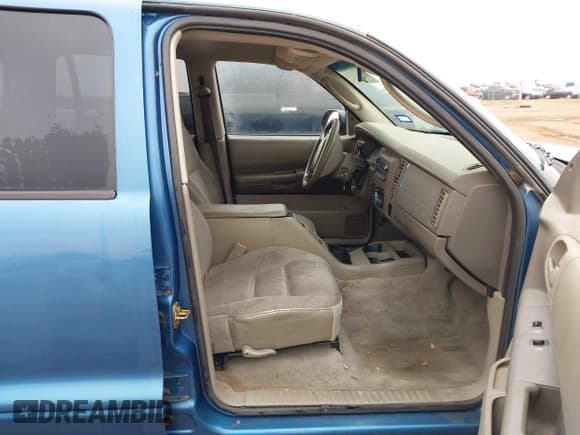 ✅ 2003 Dodge Durango Sport • VIN: 1D4HR38N33F568340 • Лот: 43799864. Опубликован ранее на IAAI с пробегом 201 535 миль. Бесплатный доступ к архиву аукционных продаж из США и подробный отчёт об истории автомобиля на DreamBid. Изображение 5.