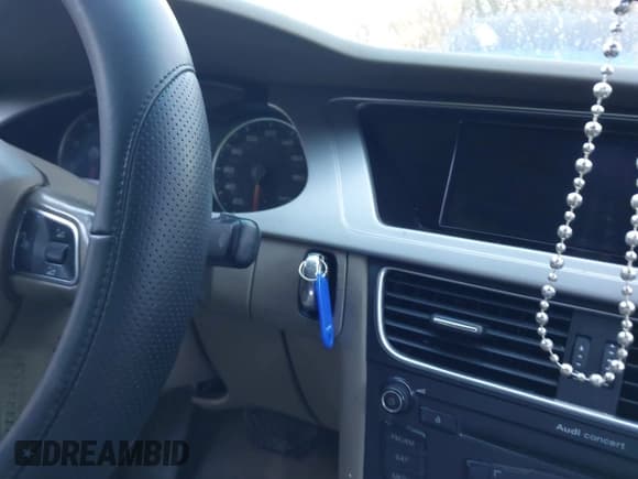 ✅ 2012 Audi A4 Premium • VIN: WAUAFAFL6CA048558 • Lot: 43595242. Listed on IAAI with 148,569 mi. Free auction sales archive from the USA and detailed vehicle history report at DreamBid. Image 11.