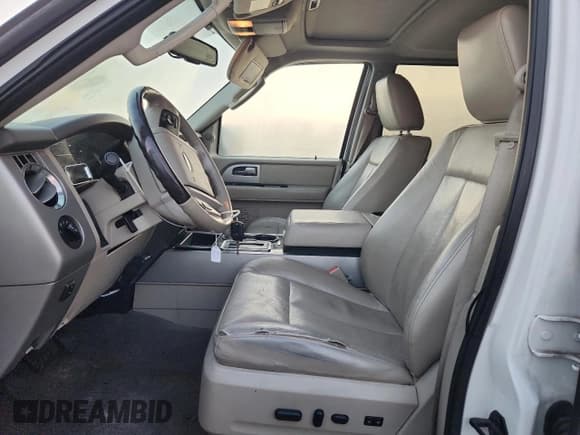 ✅ 2011 Ford Expedition Max Limited • VIN: 1FMJK2A56BEF12061 • Lot: 90259855. Listed on Copart with 259,824 mi. Free auction sales archive from the USA and detailed vehicle history report at DreamBid. Image 7.